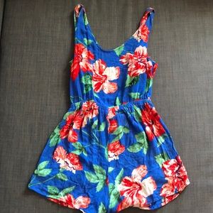 GENTLY USED billabong romper size 6